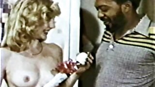 Oštra crvenokosa porno seksi filmovi MILF Veronica Avluv daje glavu Alanu Staffordu